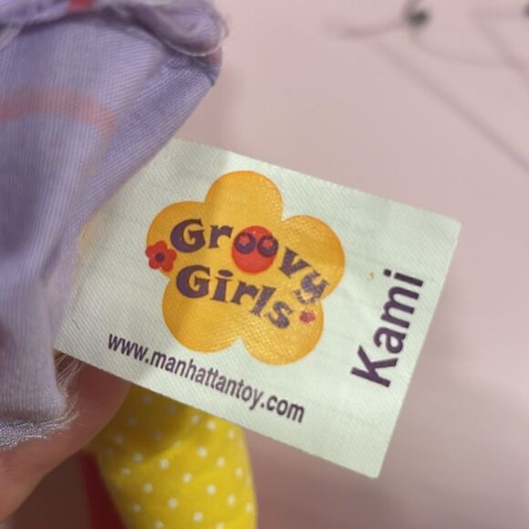 Vintage 2001 Groovy Girls Kami the Doll Brunette Excellent Used Condition 13” - Picture 8 of 9